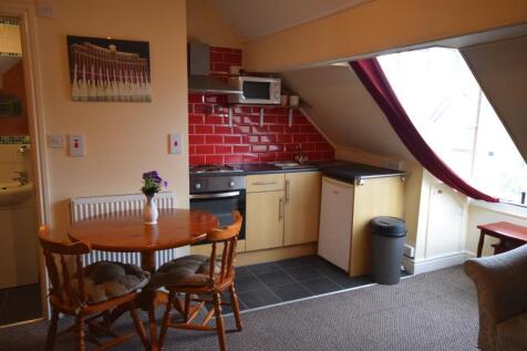 Wellington Road,, Wrexham, LL13 photo 4