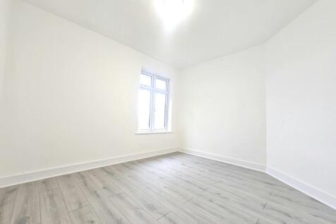 Porters Avenue, Dagenham, Barking And Dagenham photo 5