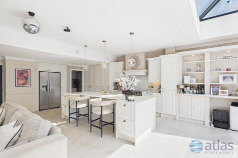 Kitchen/Reception/Diner