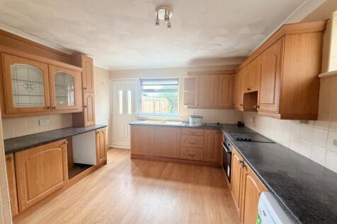 Dickins Walk, Peterlee, County Durham, SR8 photo 3