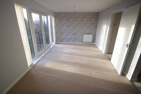 Newfoundland Way, Portishead, Bristol, Somerset photo 4