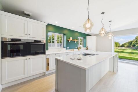 OPEN PLAN KITCHEN LIVING DINER