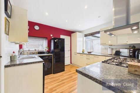 Open-Plan Kitchen/Di