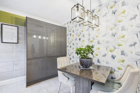 CAM05526G0-PR0067...