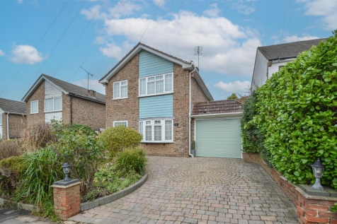 Brentwood, CM14 - property photo