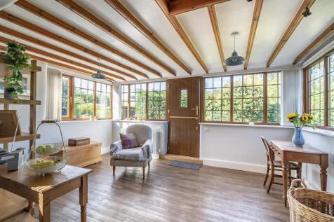 BREAKFAST ROOM / SNUG