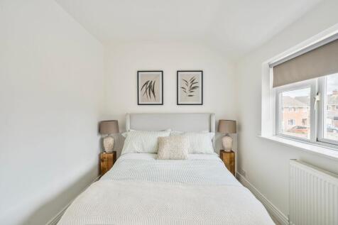 Bedroom 1 (shot two)