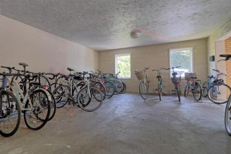 Bike store.jpg