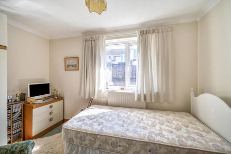 1359328-3-68d523e...