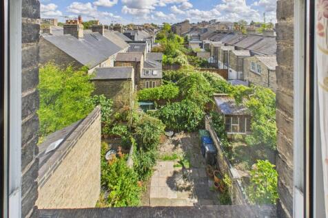 CAM02545G0-PR0486-STILL039