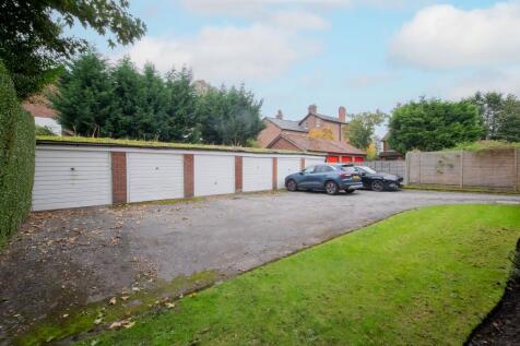 Garage/Parking