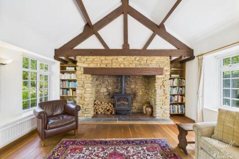 CAM01995G0-PR0340-STILL006