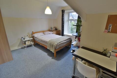 7 BED HOUSE - CROOKESMOOR photo 4