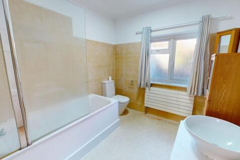 1050-12122025_105...