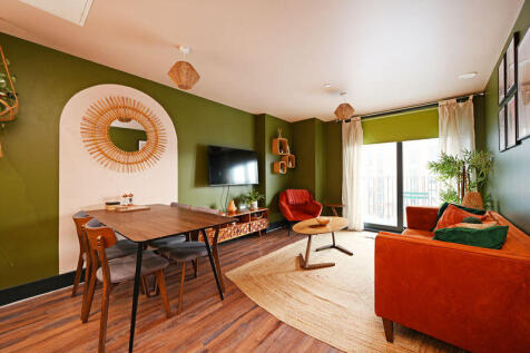 Living / Dining 