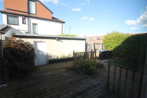 rear garden.JPG