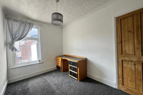 Newcomen Grove, Redcar, Redcar And Cleveland photo 5