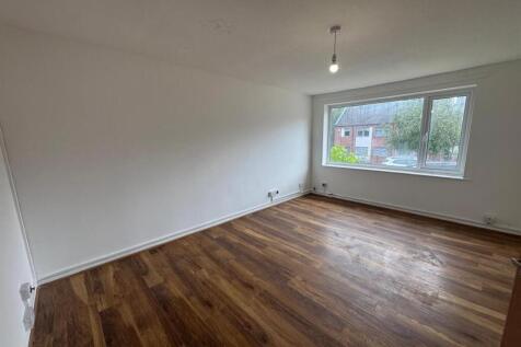 Oakdale Drive, Bradford photo 5