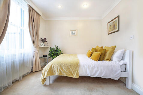 Second Floor Rear Flat, Queensway, City Of Westminster, London photo 4