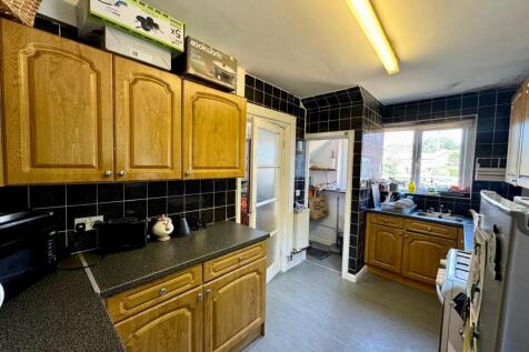 Houghend Avenue, Chorlton photo 3