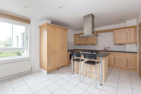 Breakfasting Kitchen