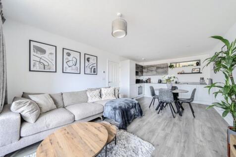 1311449-15-685168...