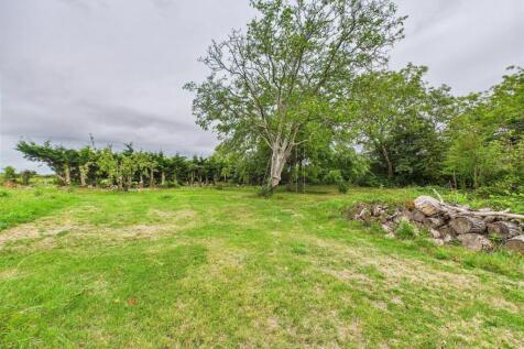 3-bedroom detached bungalow  (24).jpg