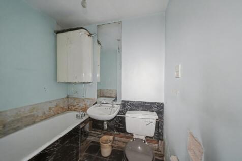 8 Howmic Court, Arlington Road, Twickenham, TW1 2BD