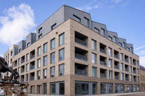 80WR Building