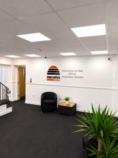 Office to rent Image 3