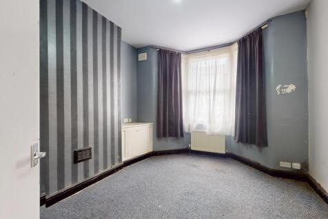 33A Rosebery Avenue, Manor Park, London, E12 6PY