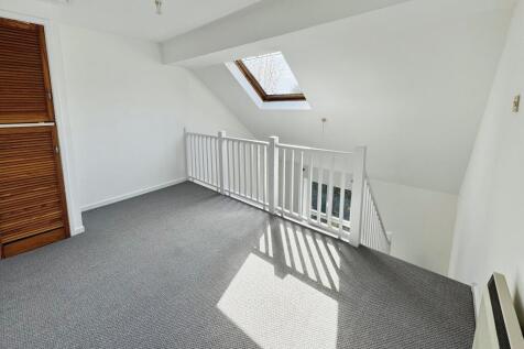 St. Davids Crescent, Newport,  photo 5