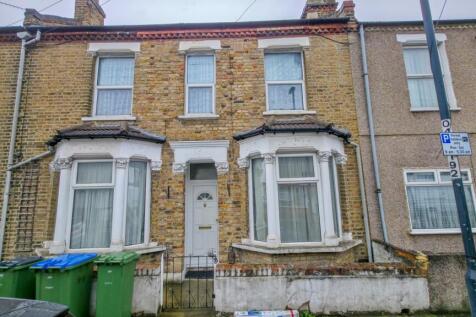 London, SE18 - property photo