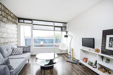 London, E9 - property photo