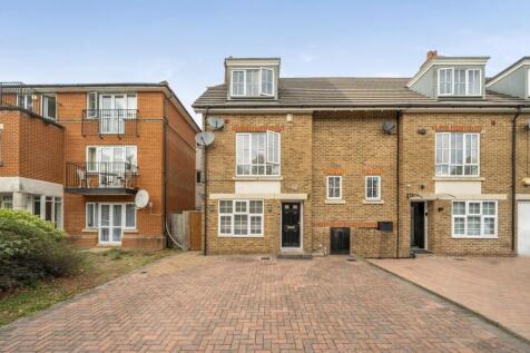 Davidson Frost-Wellings, DFW, Goodhall Close, Stan