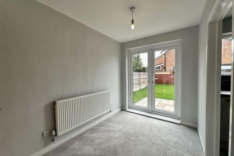 Ingleton Road, Southport photo 3