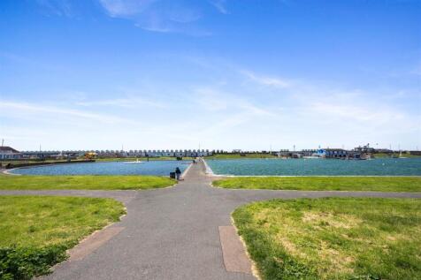 HOVE LAGOON 2.jpeg