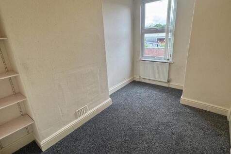 Lees Avenue, Rock Ferry, CH42 2BJ photo 3