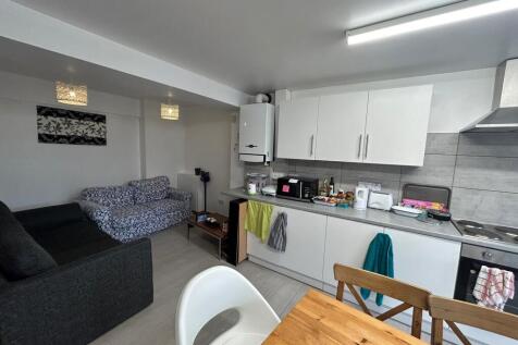 £128 pppw Charnock Avenue, NG8 photo 5