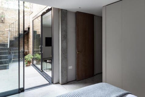 302303 - 1a Nascot Street_The Modern House (32)...