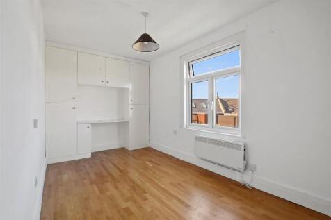 06-f54bGCWT - Flat C 4-6 Chamberlayne Road - Bedro