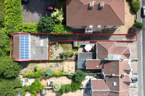 10 - Detached Workshop for Auction, St Annes.JPG