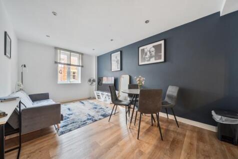 Kitchen/Reception