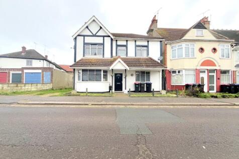 1-bed detached on Southbourne Grove, Westcliff-on-sea, Southend-on-sea, £775/mo