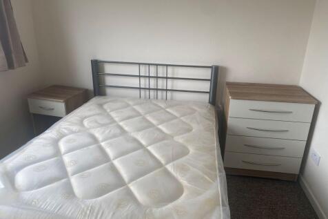 Bentham Court, Birmingham photo 3