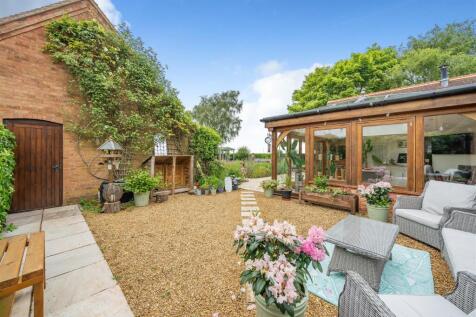 Wylkyns Lodge, Canons Ashby Court