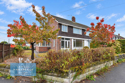 Spacious Three Bedroom Family Home With Fantastic