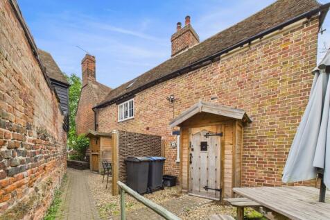 High Street, Wingham CT3