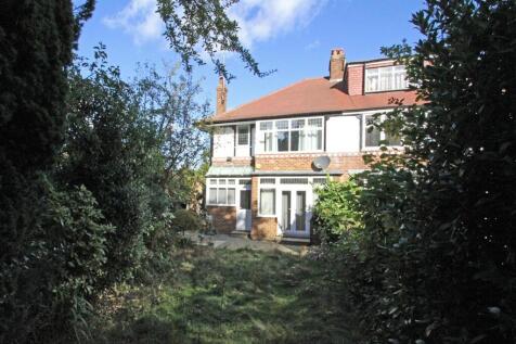 IMG_9713 garden rear.jpg