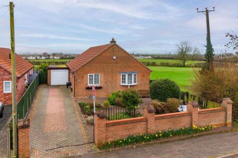 6 Sedgebrook Road-2.jpg